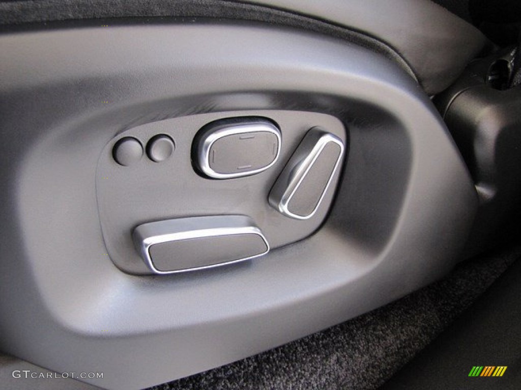 2014 Land Rover Range Rover Supercharged Controls Photo #93770129
