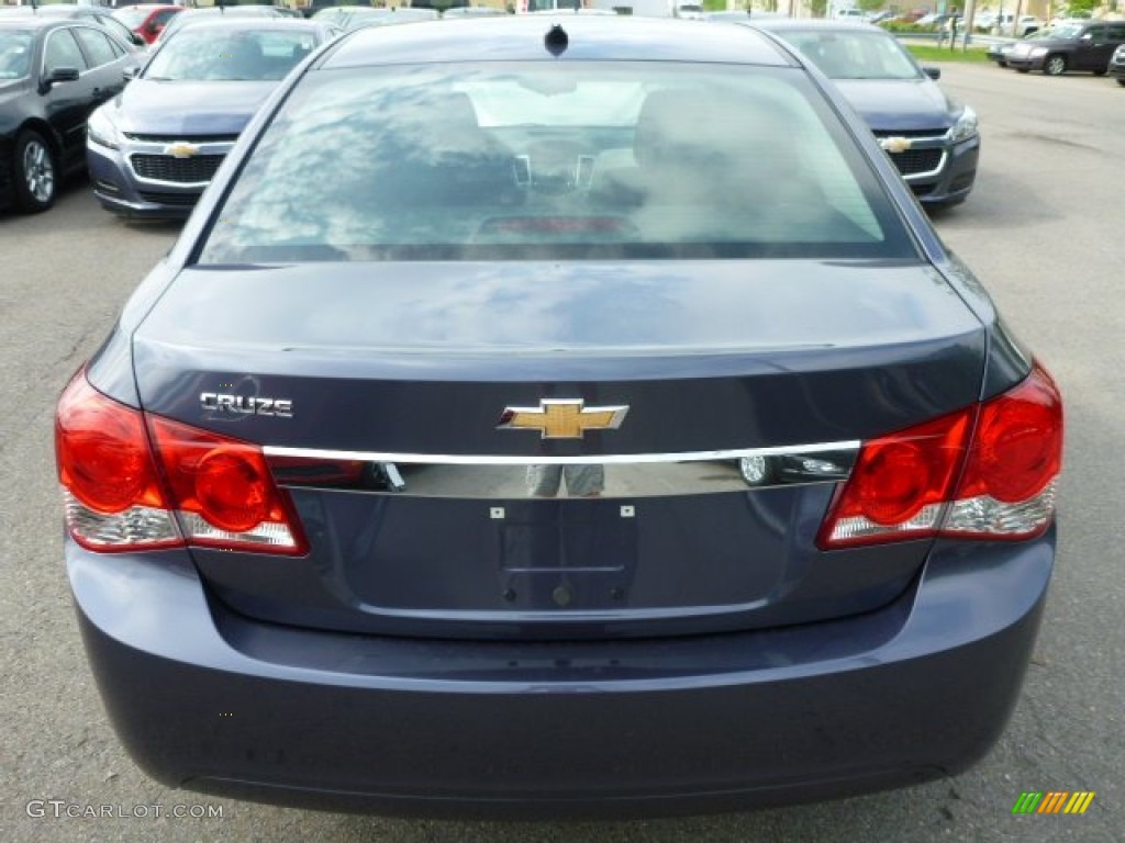 2014 Cruze LS - Atlantis Blue Metallic / Jet Black/Medium Titanium photo #4