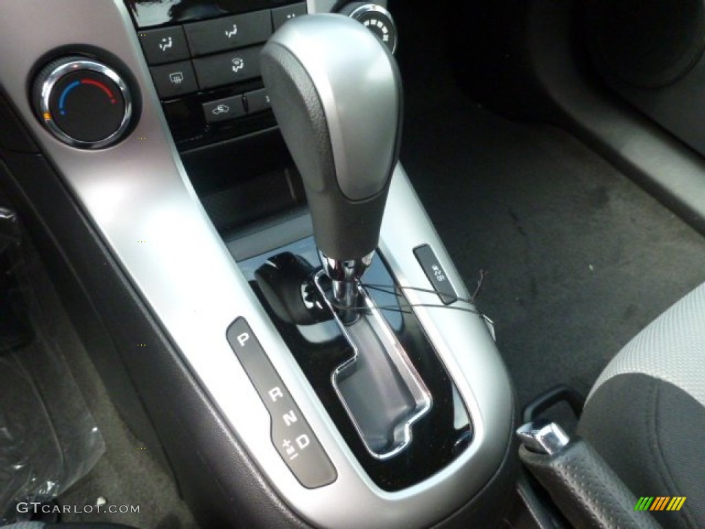 2014 Cruze LS - Atlantis Blue Metallic / Jet Black/Medium Titanium photo #16