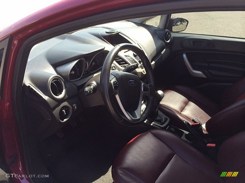 2011 Fiesta SEL Sedan - Bright Magenta Metallic / Plum/Charcoal Black Leather photo #3
