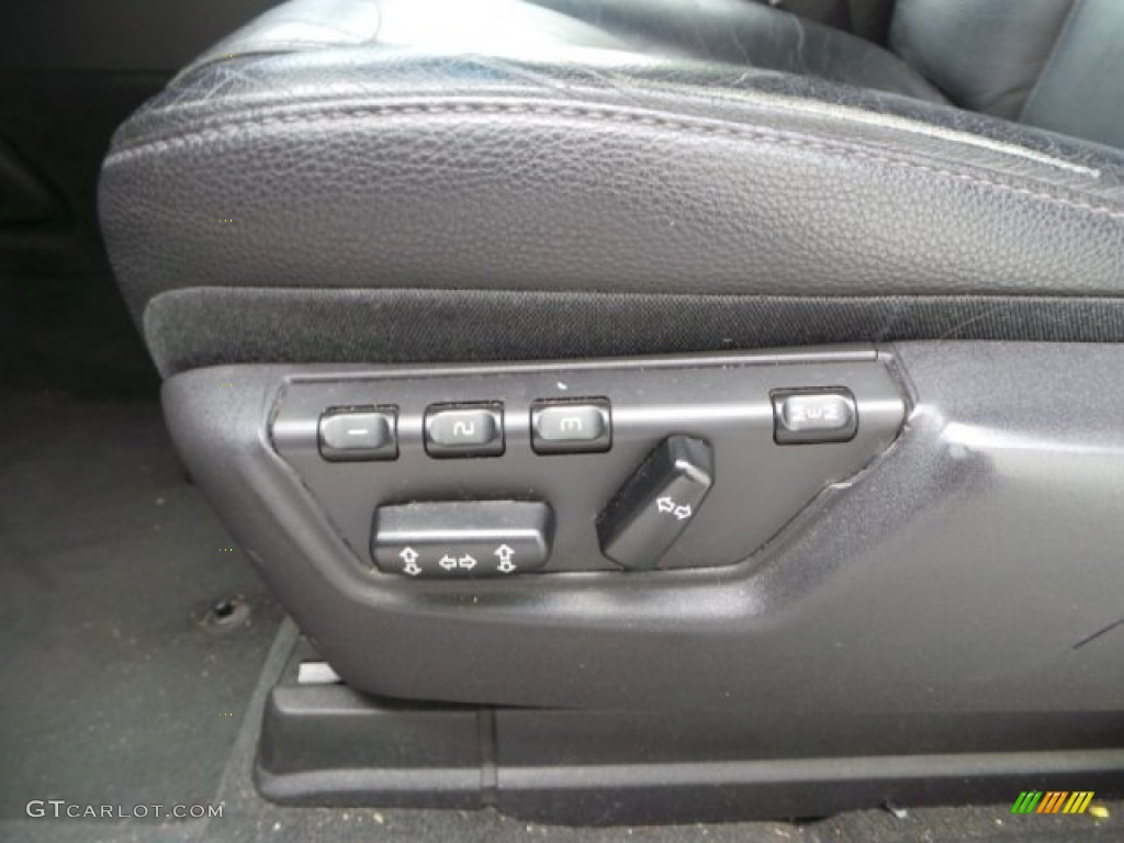 2007 Volvo XC90 V8 AWD Controls Photo #93775274
