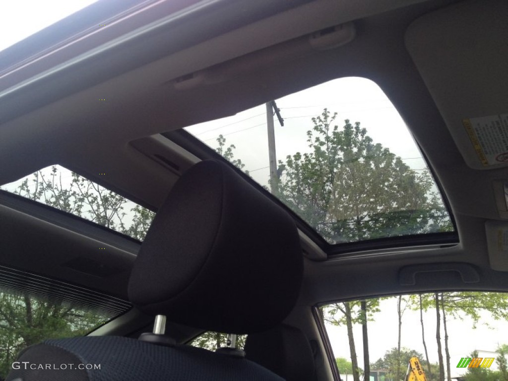 2005 Scion tC Standard tC Model Sunroof Photo #93775445