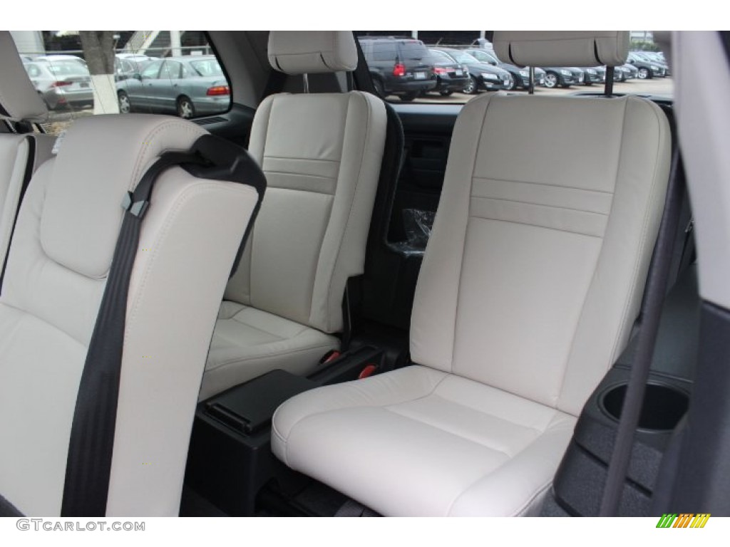 2014 Volvo XC90 3.2 R-Design Rear Seat Photo #93776302