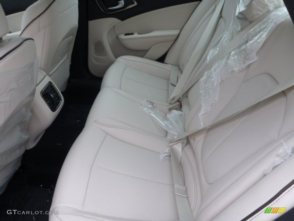 2015 Chrysler 200 C Rear Seat Photo #93783852
