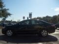 Black - Camry LE Photo No. 5
