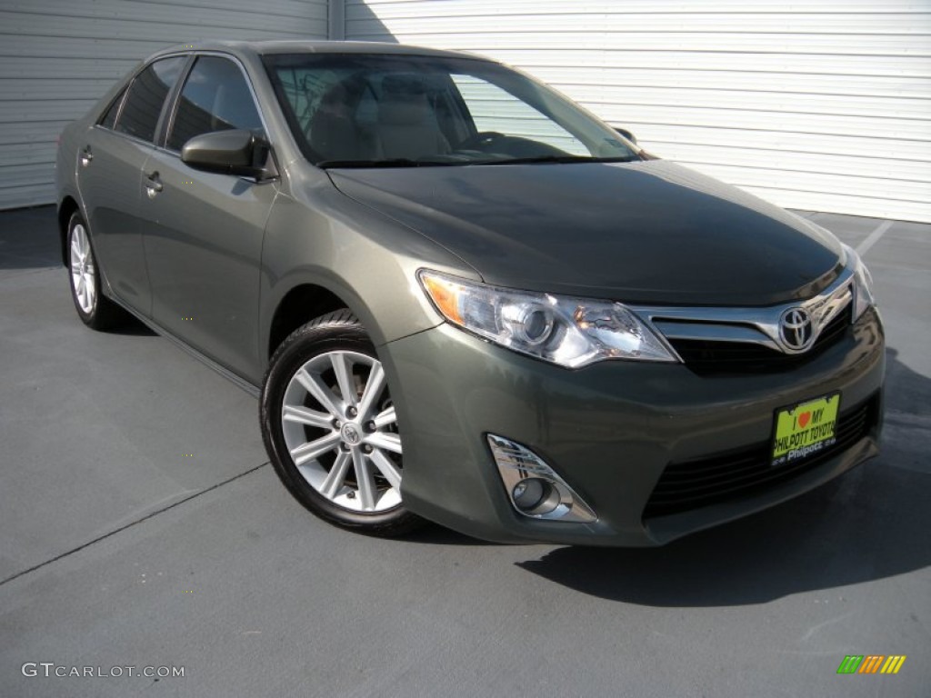 2012 Camry XLE - Cypress Green Pearl / Ivory photo #1