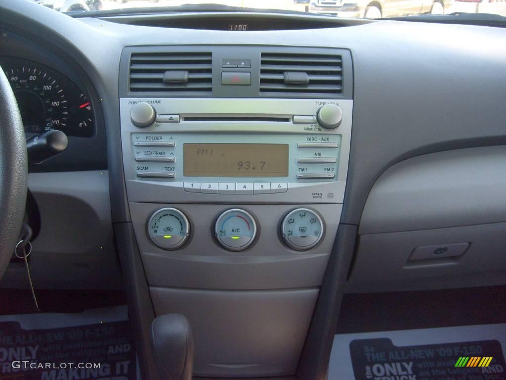 2007 Camry LE - Black / Ash photo #21