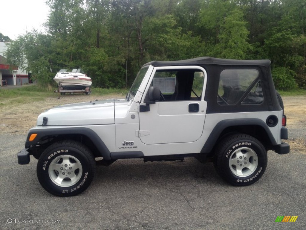Bright Silver Metallic 2004 Jeep Wrangler SE 4x4 Exterior Photo #93800453