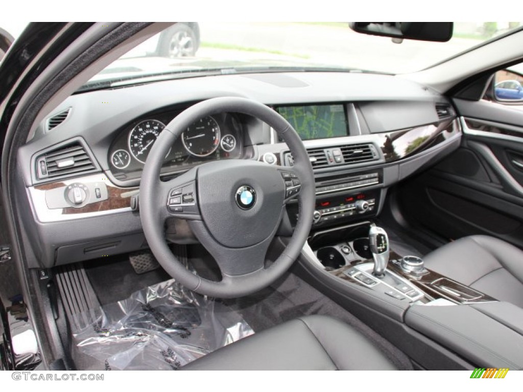Black Interior 2014 BMW 5 Series 528i xDrive Sedan Photo #93818251