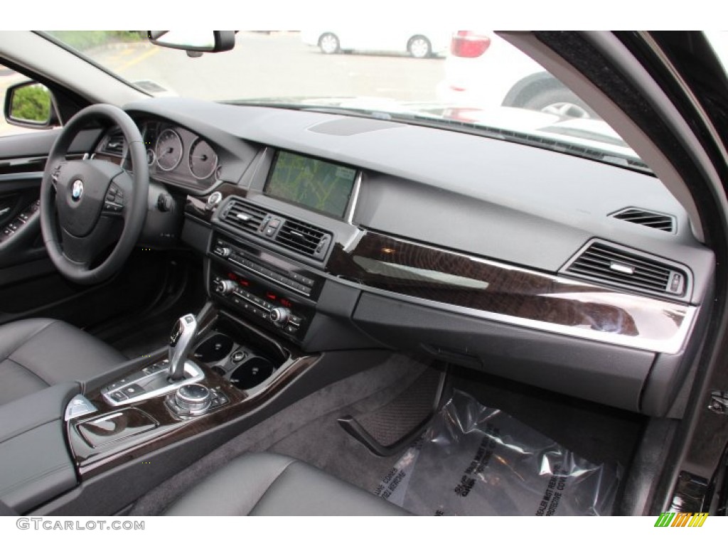 2014 BMW 5 Series 528i xDrive Sedan Black Dashboard Photo #93818614