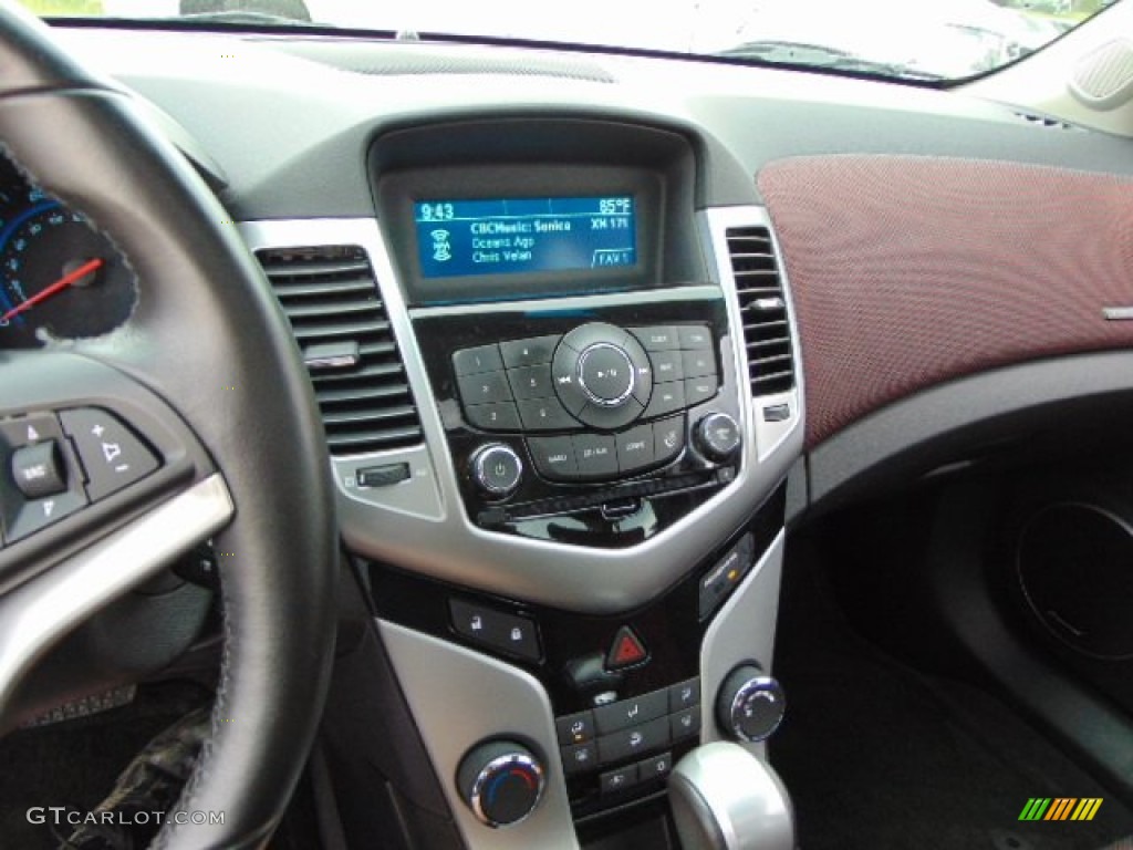 2012 Cruze LT/RS - Victory Red / Jet Black/Sport Red photo #22