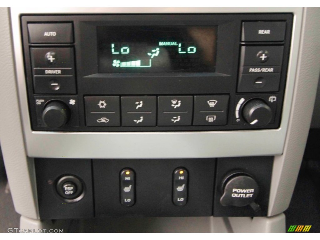 2008 Durango Limited 4x4 - Brilliant Black / Khaki Two-Tone photo #20