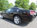 Black - Challenger SXT Photo No. 2