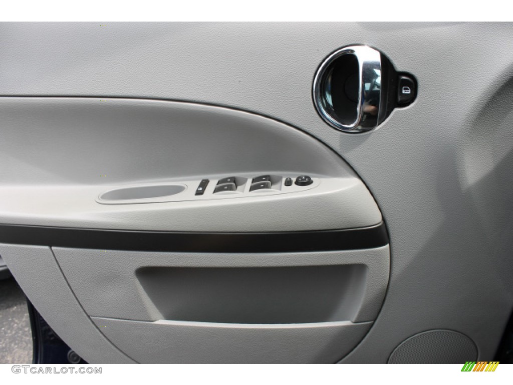 2010 HHR LT - Imperial Blue Metallic / Gray photo #15