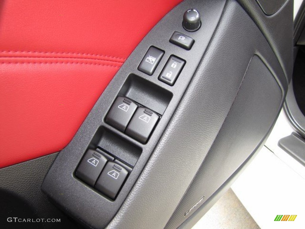 2013 Infiniti G IPL G Convertible Controls Photos