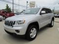 Bright Silver Metallic - Grand Cherokee Laredo Photo No. 5