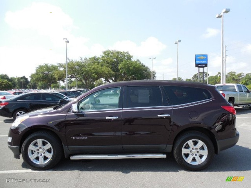 2010 Traverse LT - Dark Cherry Metallic / Dark Gray/Light Gray photo #2
