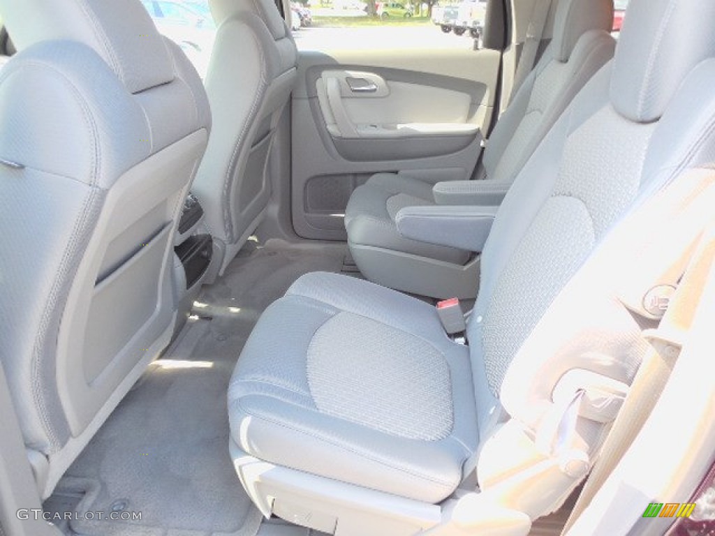 2010 Traverse LT - Dark Cherry Metallic / Dark Gray/Light Gray photo #5