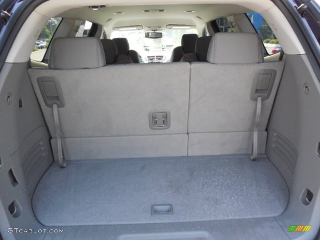 2010 Traverse LT - Dark Cherry Metallic / Dark Gray/Light Gray photo #8
