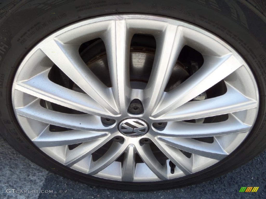 2013 Volkswagen Jetta SEL Sedan Wheel Photos