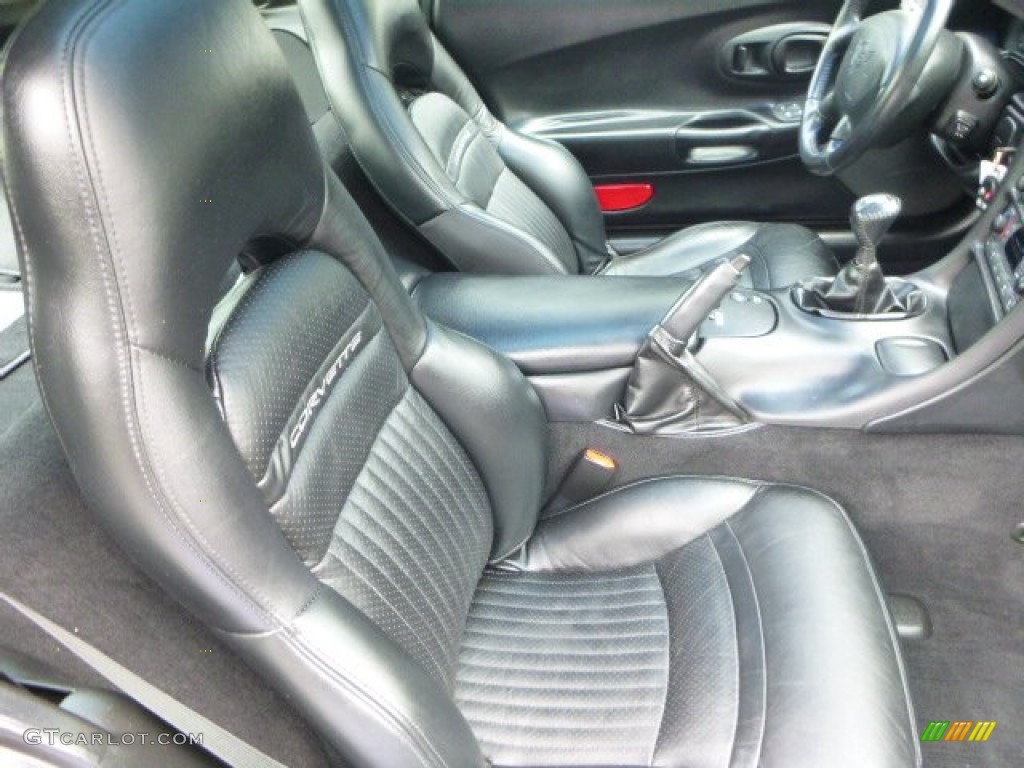 2004 Chevrolet Corvette Coupe Front Seat Photo #93832894