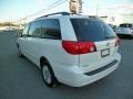 Super White - Sienna XLE AWD Photo No. 8