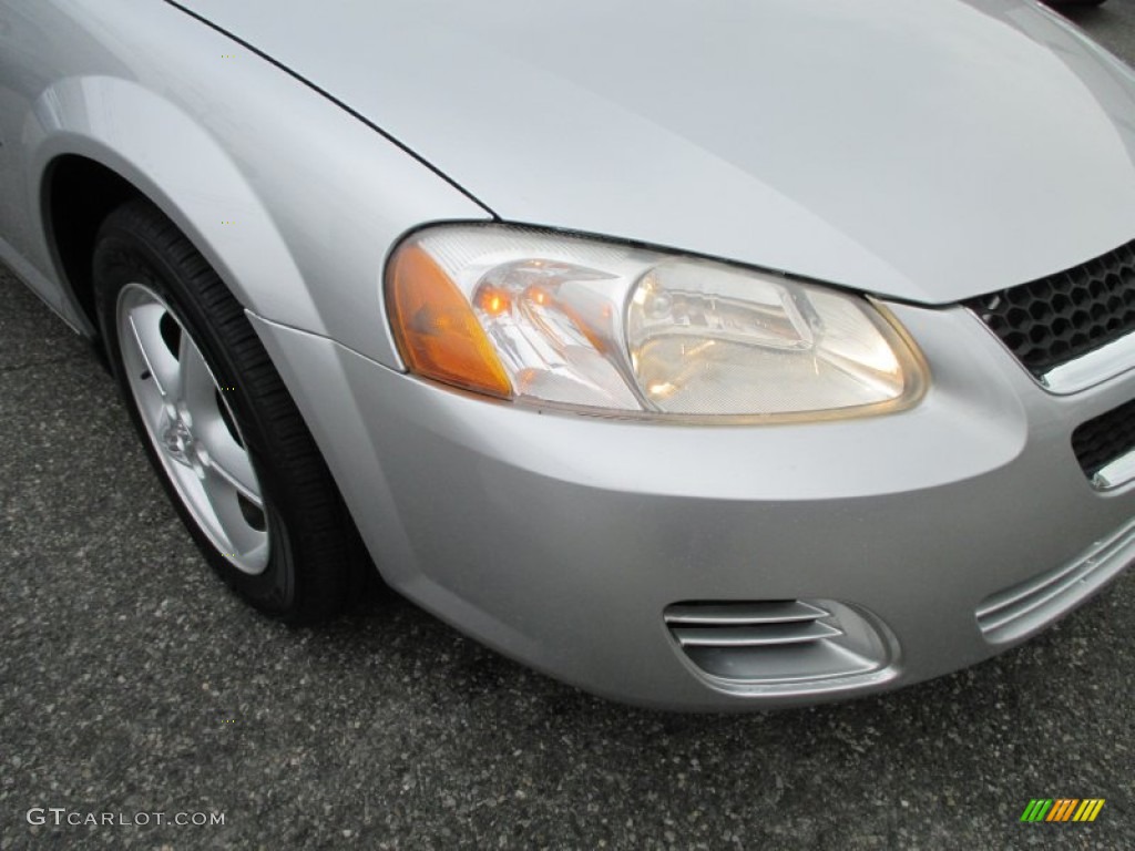 2005 Stratus SXT Sedan - Bright Silver Metallic / Dark Slate Gray photo #22