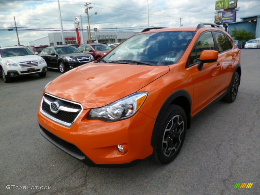 2014 XV Crosstrek 2.0i Premium - Tangerine Orange Pearl / Black photo #3