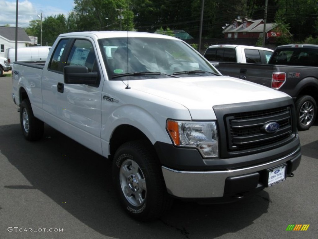 2014 F150 XL SuperCab 4x4 - Oxford White / Steel Grey photo #1