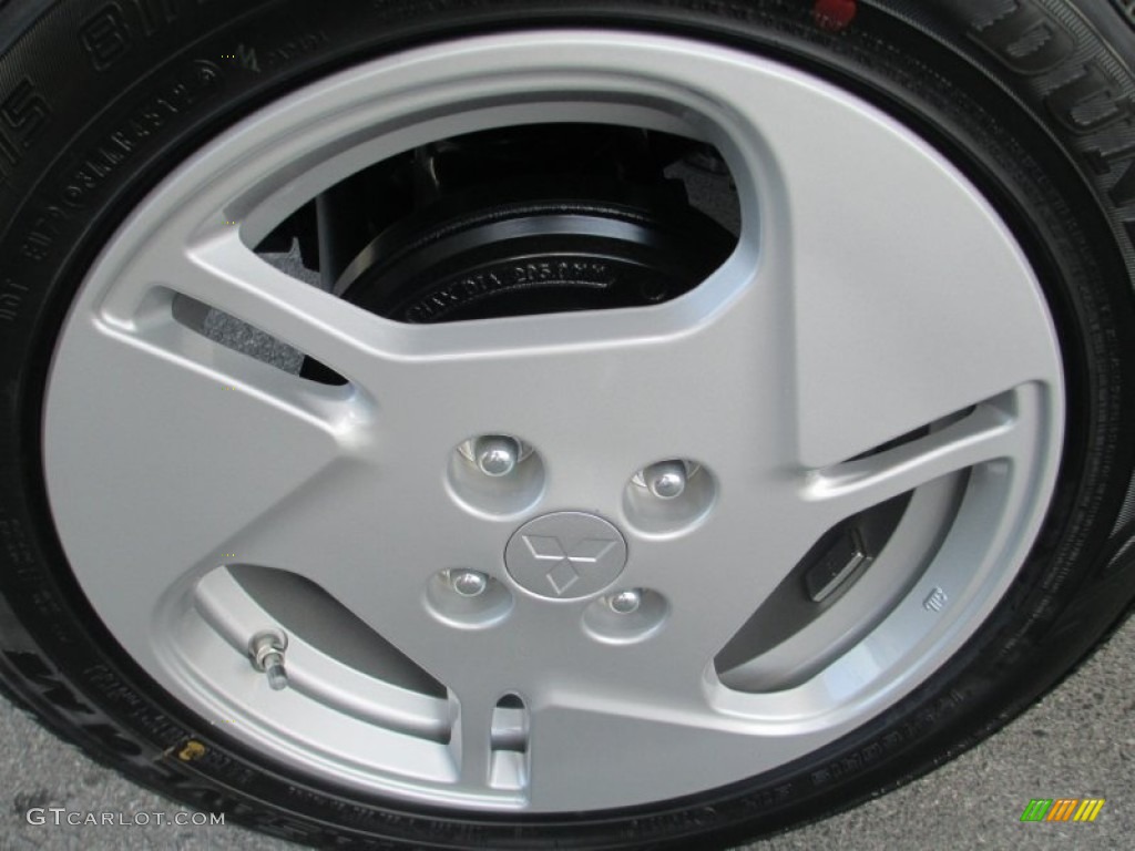 2014 Mitsubishi i-MiEV ES Wheel Photos