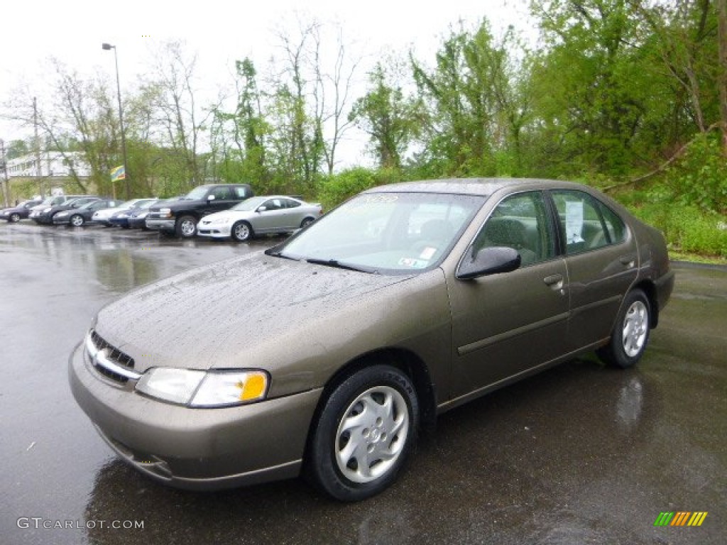 1999 Altima GXE - Brushed Pewter Metallic / Dusk photo #1