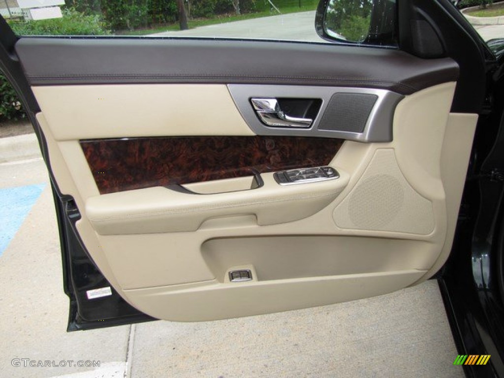 2011 Jaguar XF Premium Sport Sedan Barley Beige/Truffle Brown Door Panel Photo #93860714