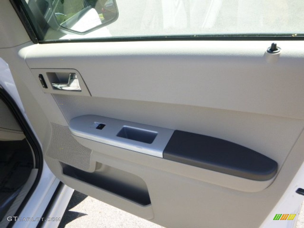 2008 Mariner V6 4WD - Oxford White / Stone photo #12