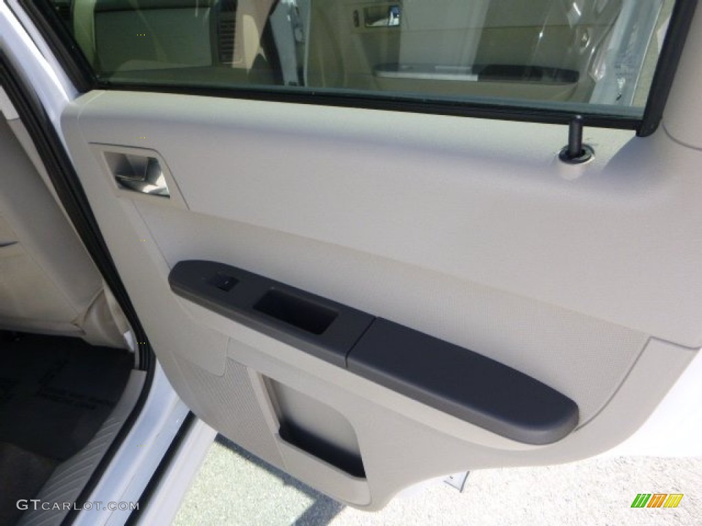 2008 Mariner V6 4WD - Oxford White / Stone photo #14