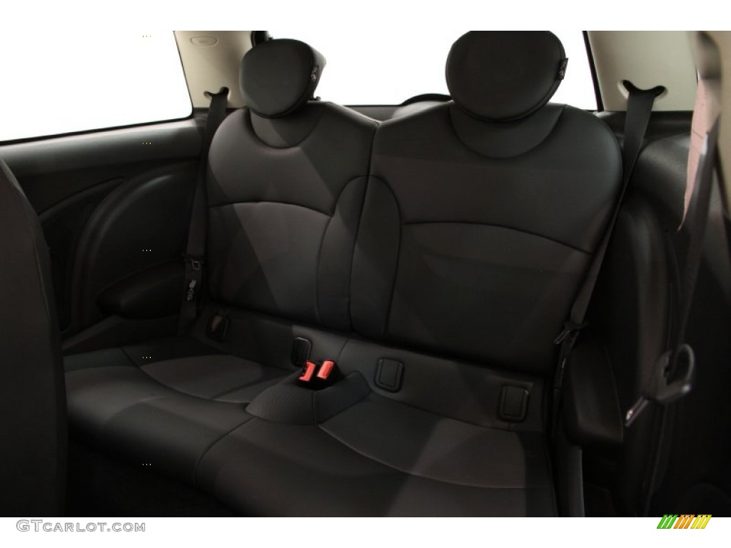 2011 Mini Cooper Hardtop Rear Seat Photos