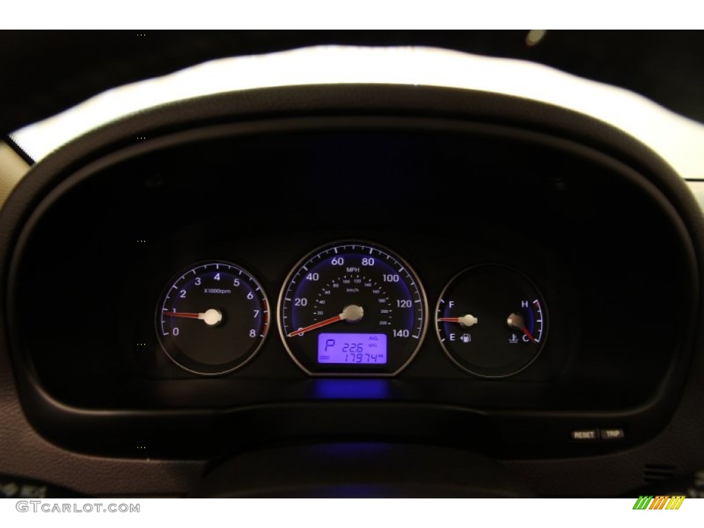 2011 Hyundai Santa Fe Limited Gauges Photos