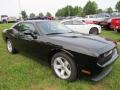 Black - Challenger SXT Photo No. 4