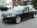Black - Passat 2.5L SE Photo No. 3