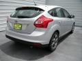 Ingot Silver - Focus SE Hatchback Photo No. 4