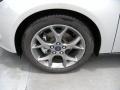 Ingot Silver - Focus SE Hatchback Photo No. 11