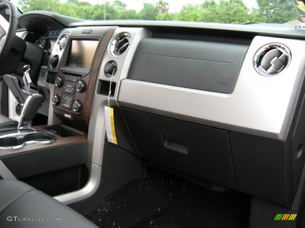 2014 F150 Lariat SuperCrew 4x4 - White Platinum / Black photo #20