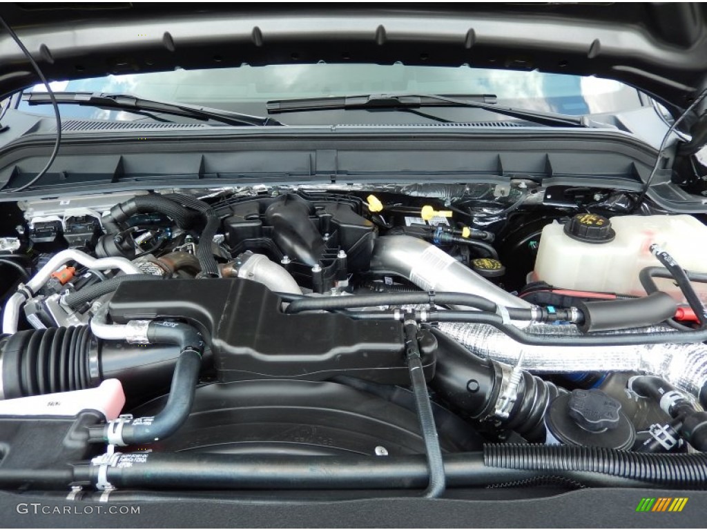 2015 Ford F350 Super Duty XLT Crew Cab 4x4 Engine Photos
