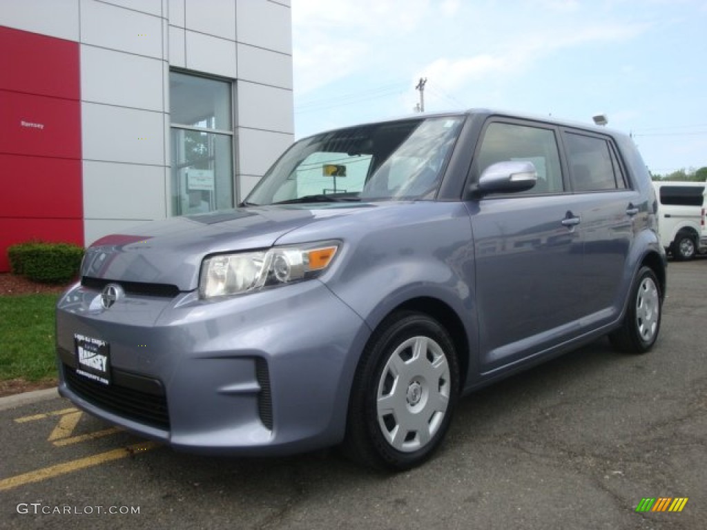 2012 xB  - Stingray Metallic / Dark Gray photo #1