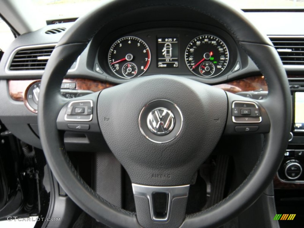2012 Volkswagen Passat V6 SEL Titan Black Steering Wheel Photo #93900356