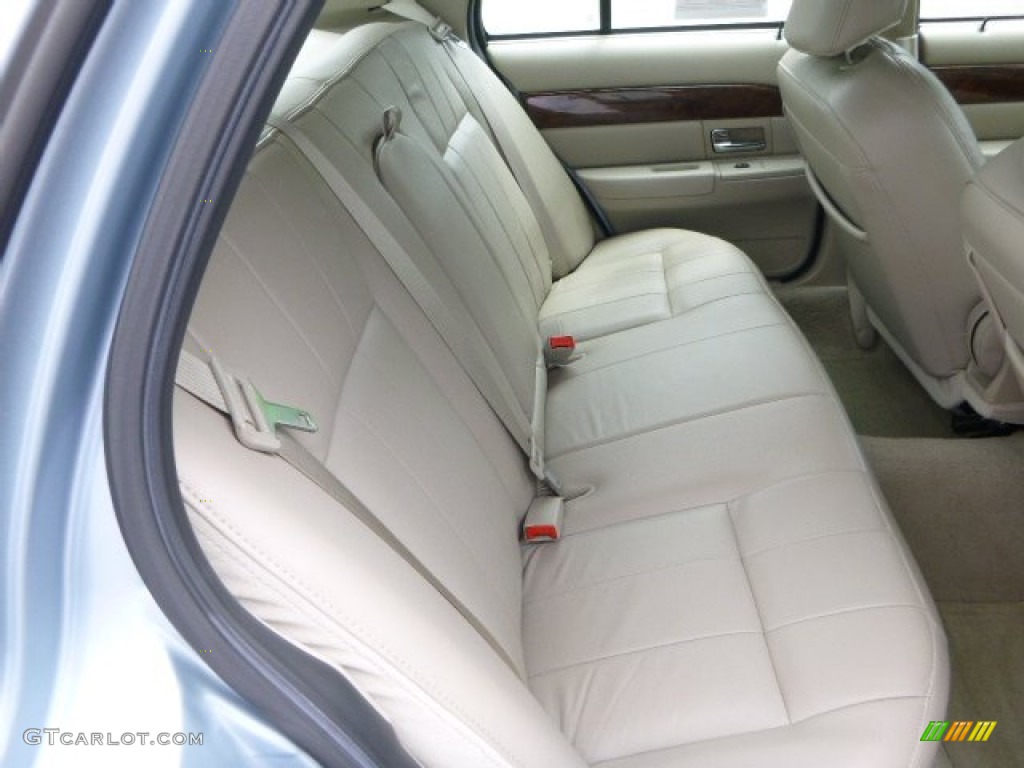 2006 Mercury Grand Marquis LS Rear Seat Photos