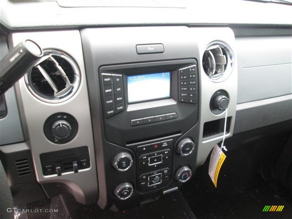 2014 F150 XLT SuperCrew - Tuxedo Black / Steel Grey photo #13
