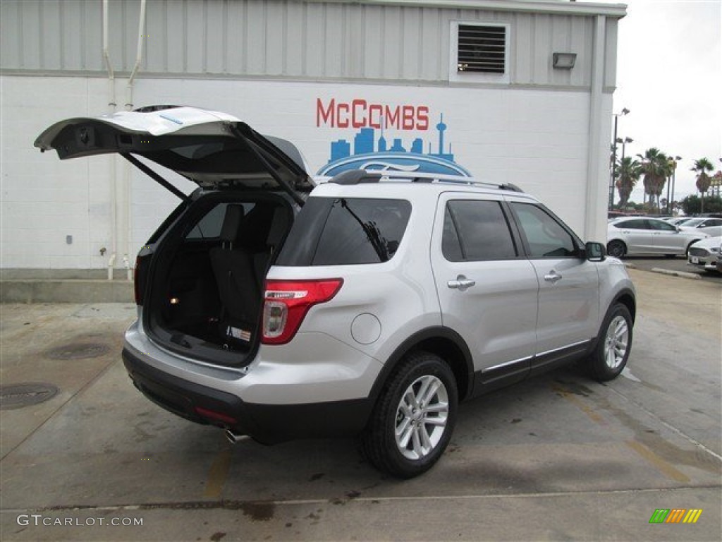 2014 Explorer XLT - Ingot Silver / Charcoal Black photo #13