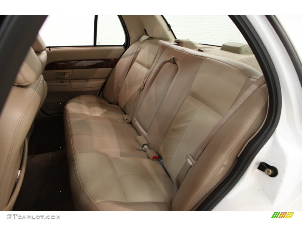 2004 Grand Marquis GS - Gold Ash Metallic / Medium Parchment photo #17