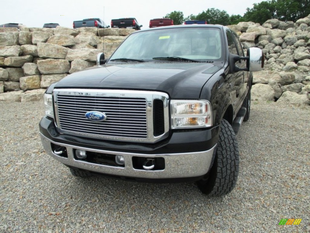 2006 F350 Super Duty Lariat Crew Cab 4x4 - Black / Tan photo #2