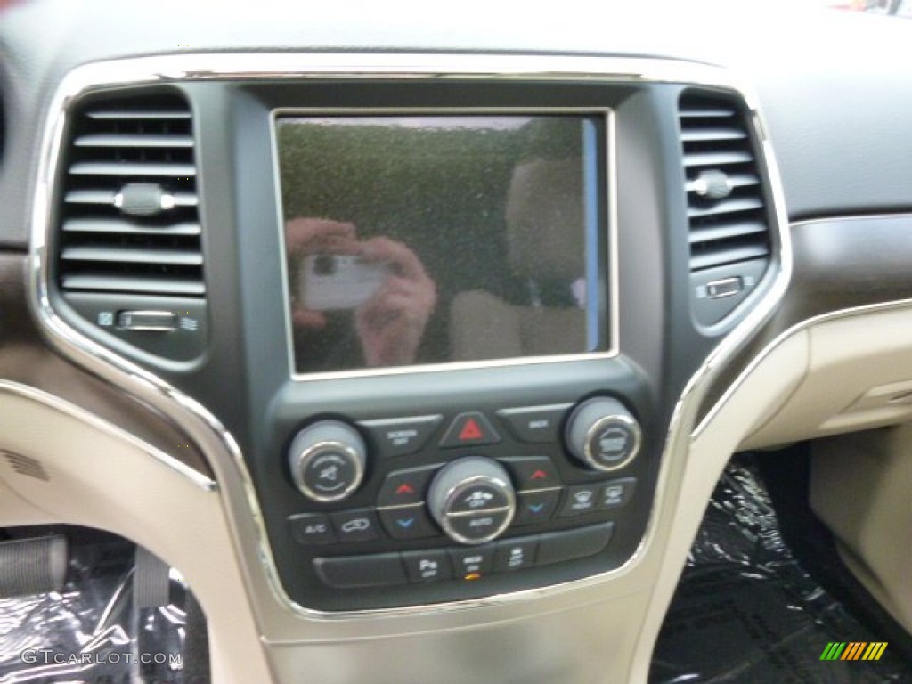 2014 Grand Cherokee Limited 4x4 - Brilliant Black Crystal Pearl / New Zealand Black/Light Frost photo #16